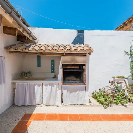 Ca Sa Cristeta De S'escola Holiday home