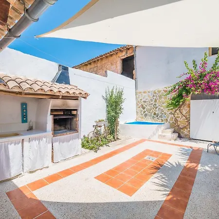 Holiday home Ca Sa Cristeta De S'escola